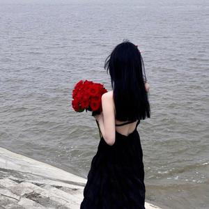 寡妇遗像前被肉波多野
